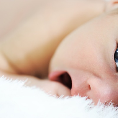 הכנה להנקה לקראת לידה והנהלות ההנקה בשבועות הראשונים